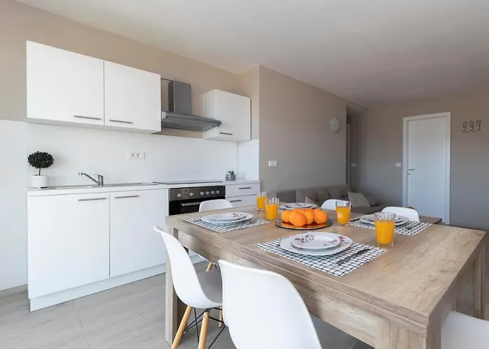 Isola Bella Croazia - C4 *