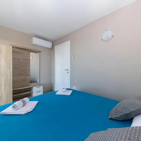 Isola Bella Croazia - C4 Apartment Povljana